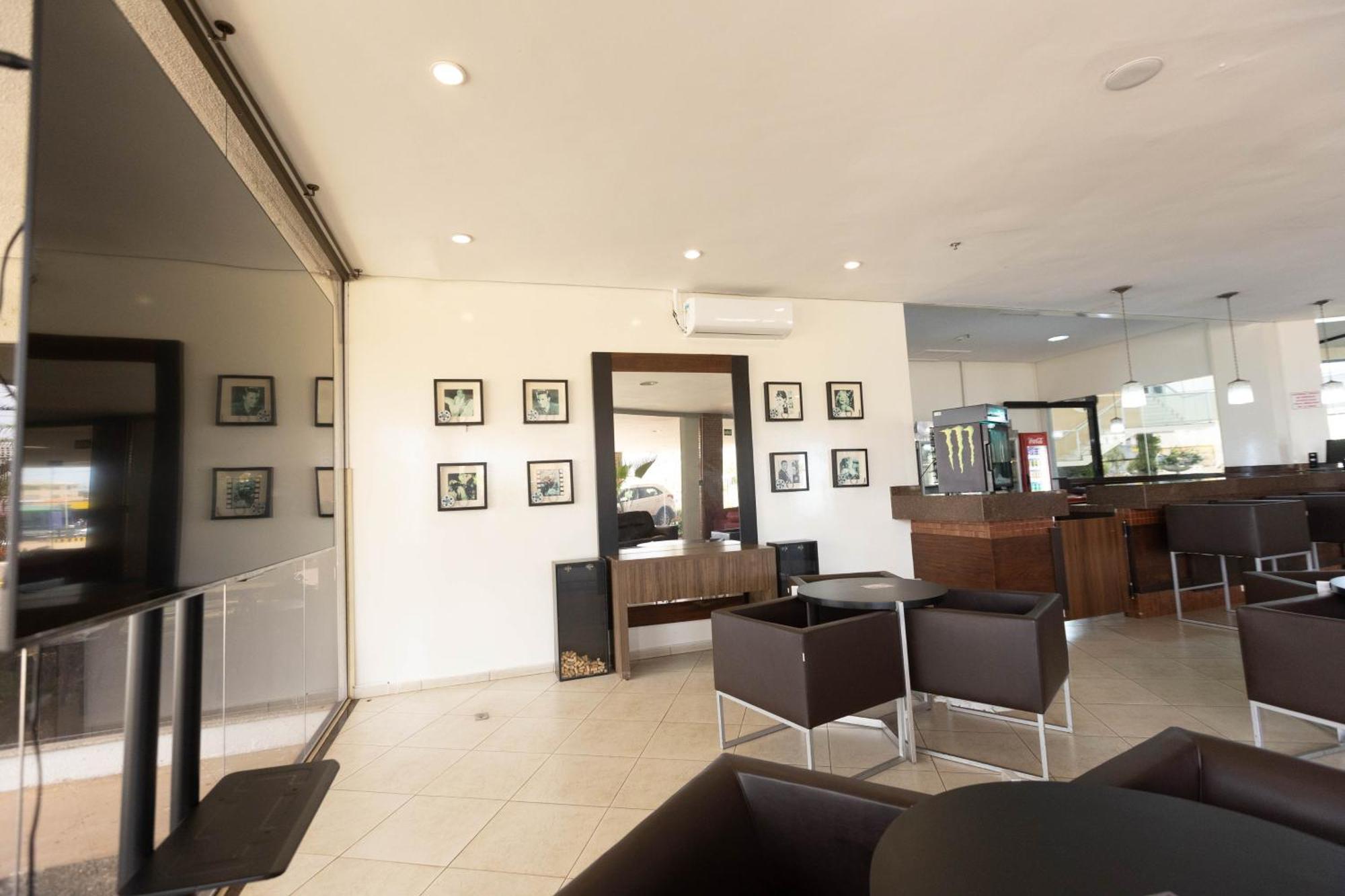 Hits Pantanal Hotel Aeroporto Várzea Grande Exterior photo